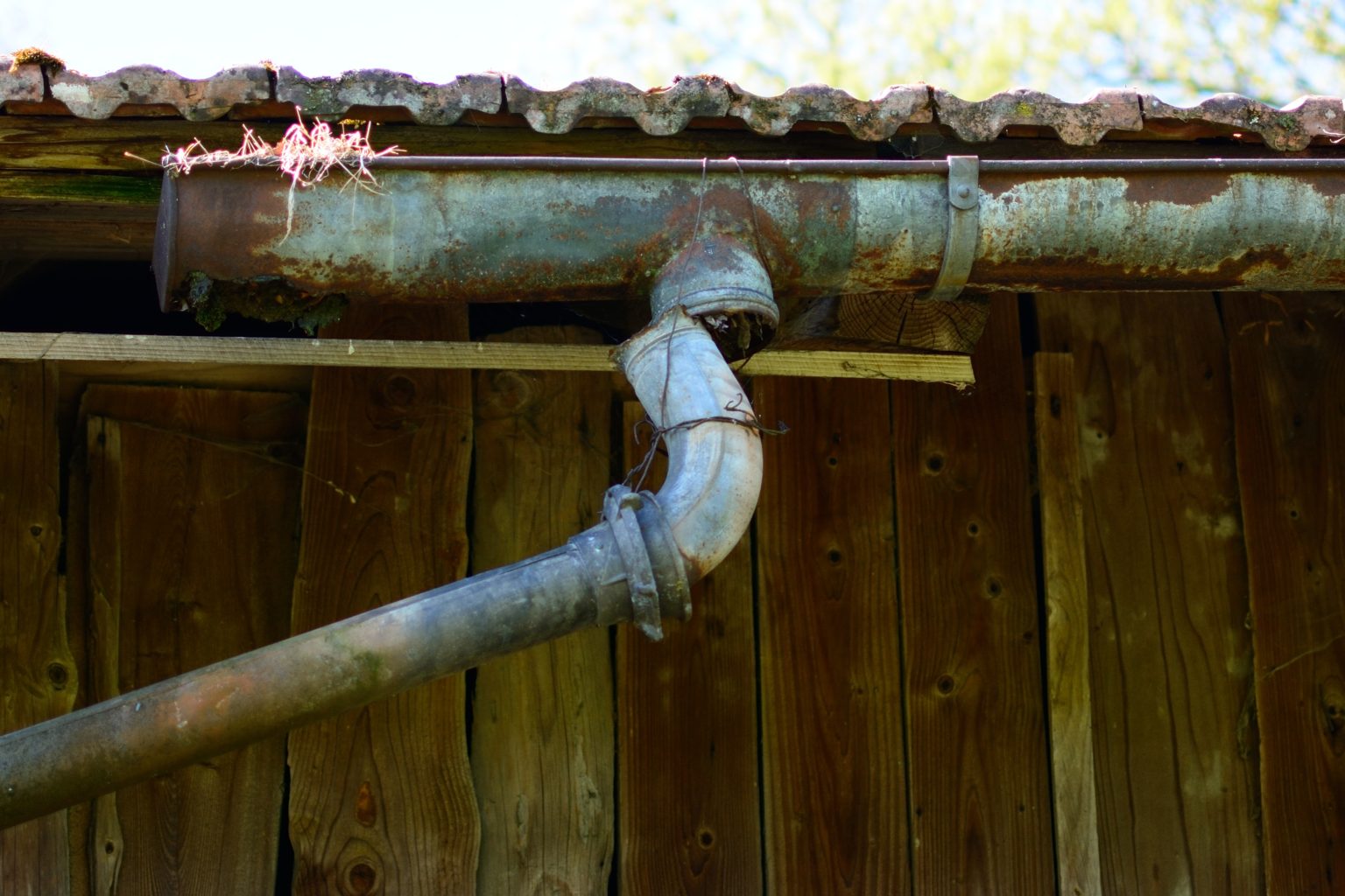 The Dangers of Overflowing Gutters and How JNC Gutter Cleaners Can Help ...